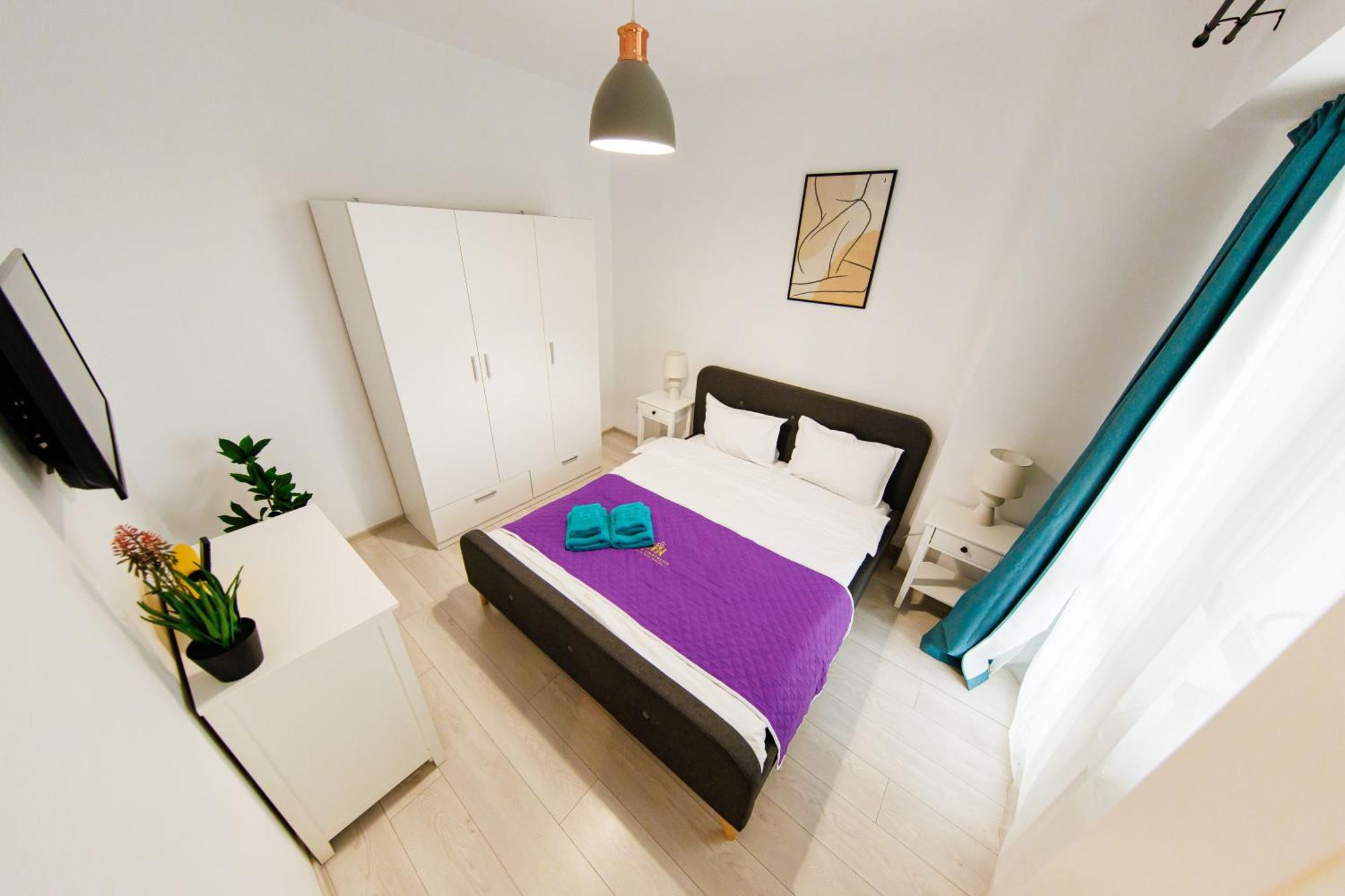 Luxury Glam Apartments Iasi At Lazar Palas Exterior photo