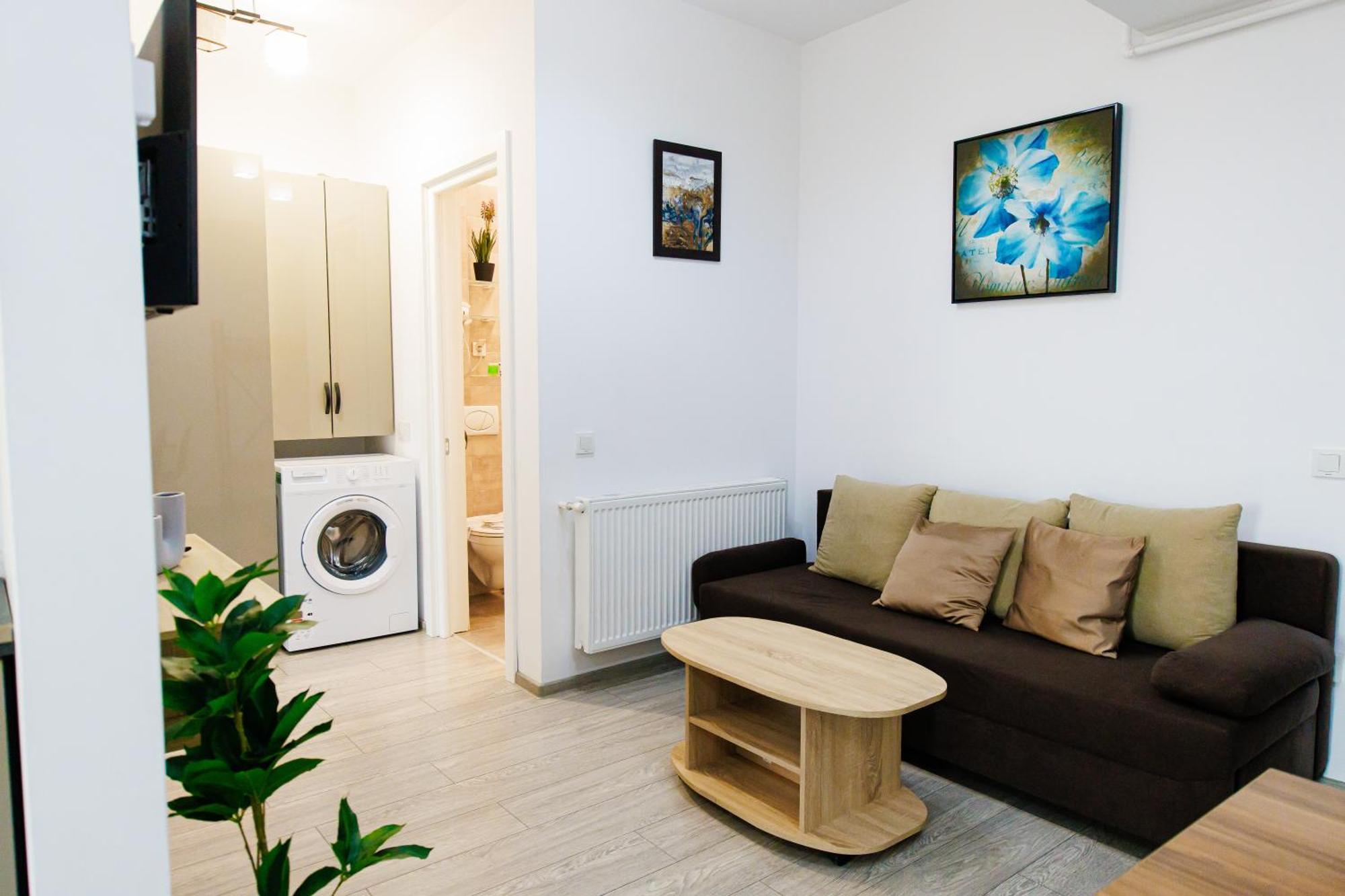 Luxury Glam Apartments Iasi At Lazar Palas Exterior photo
