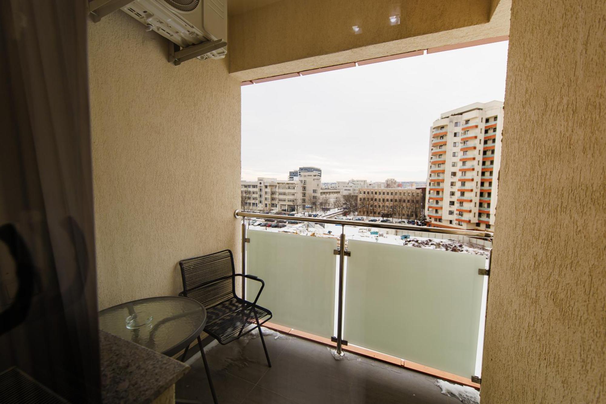 Luxury Glam Apartments Iasi At Lazar Palas Exterior photo